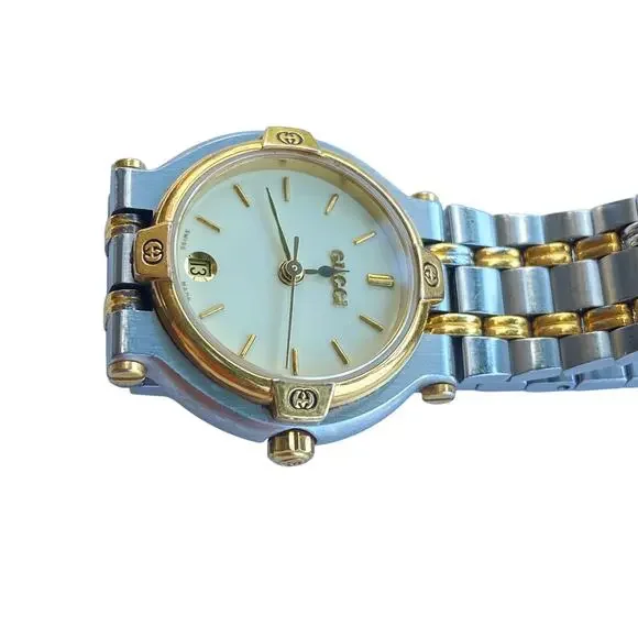 Gucci 3000L Gold & Silver Two-Tone Women’s Watch – Date – 26mm Quartz – 5.5” - Picture 9 of 10